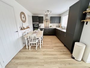 Photo 15- click for photo gallery